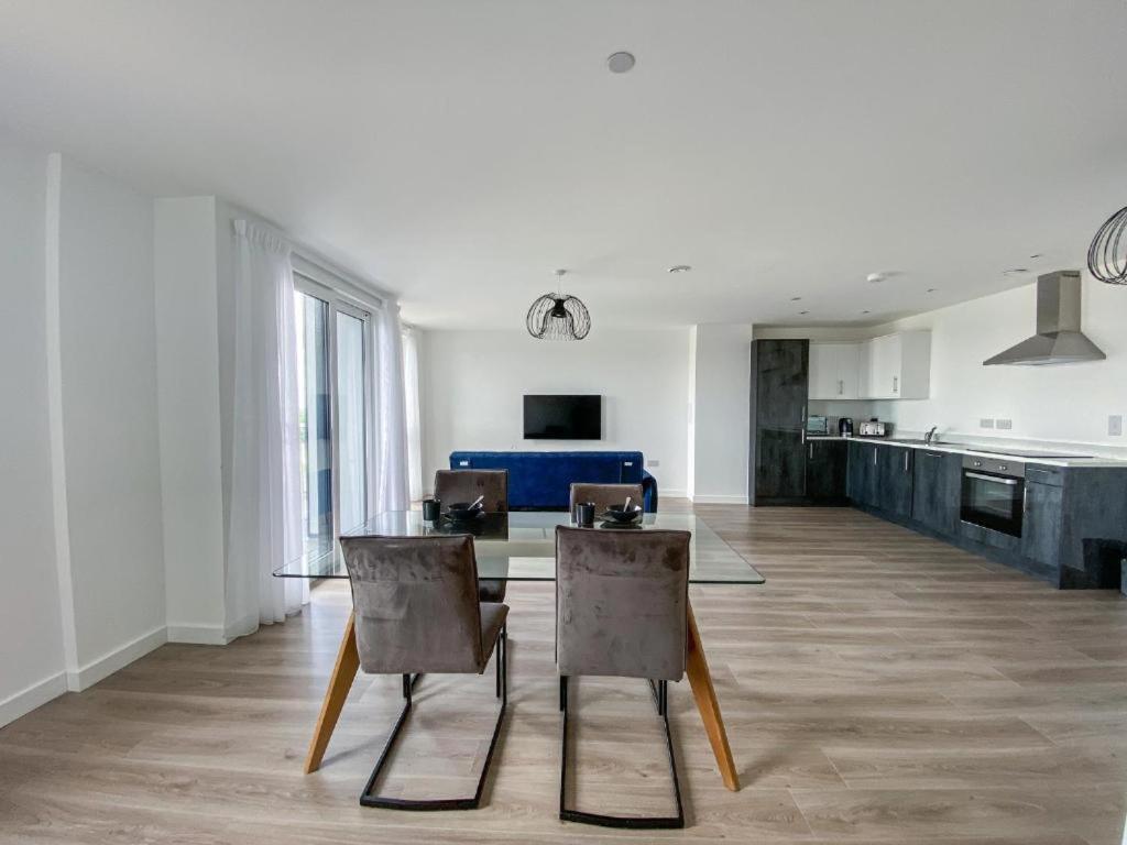 Bayard Plaza Penthouse Apartments Peterborough Exterior foto